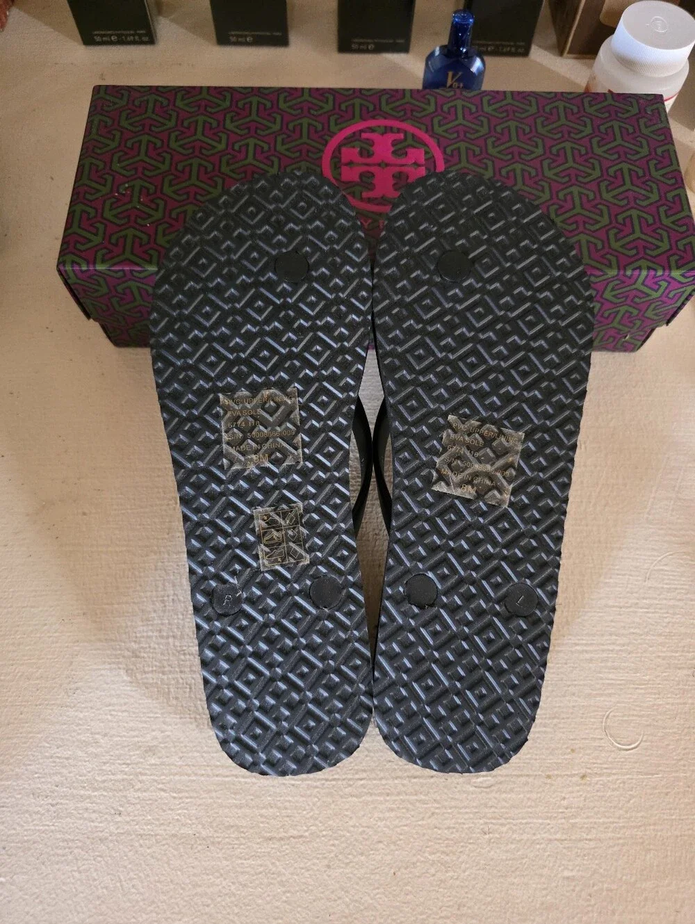 Tory Burch Flip Flops 8 M Discontinued design